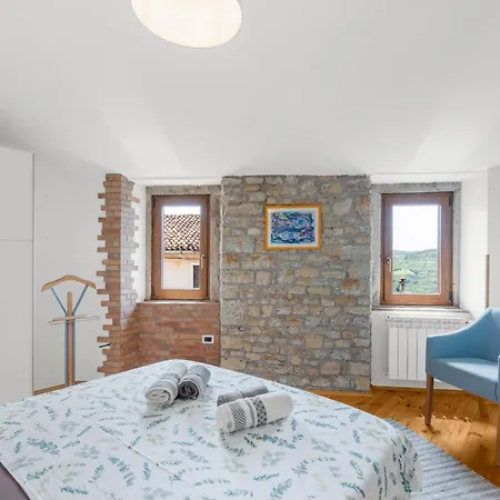 Сasa de vacaciones Casa Monte Motovun *